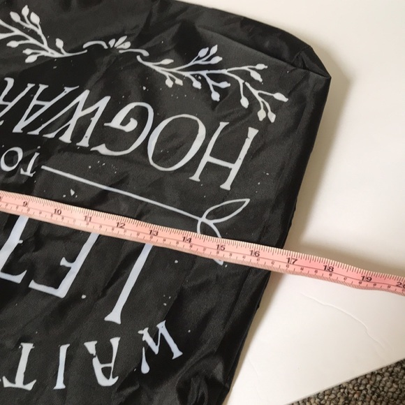 Harry Potter Hogwarts Tote Bag - Picture 5 of 5